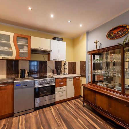 Apartament Artystyczny W Rynku. Lądek-Zdrój Екстериор снимка