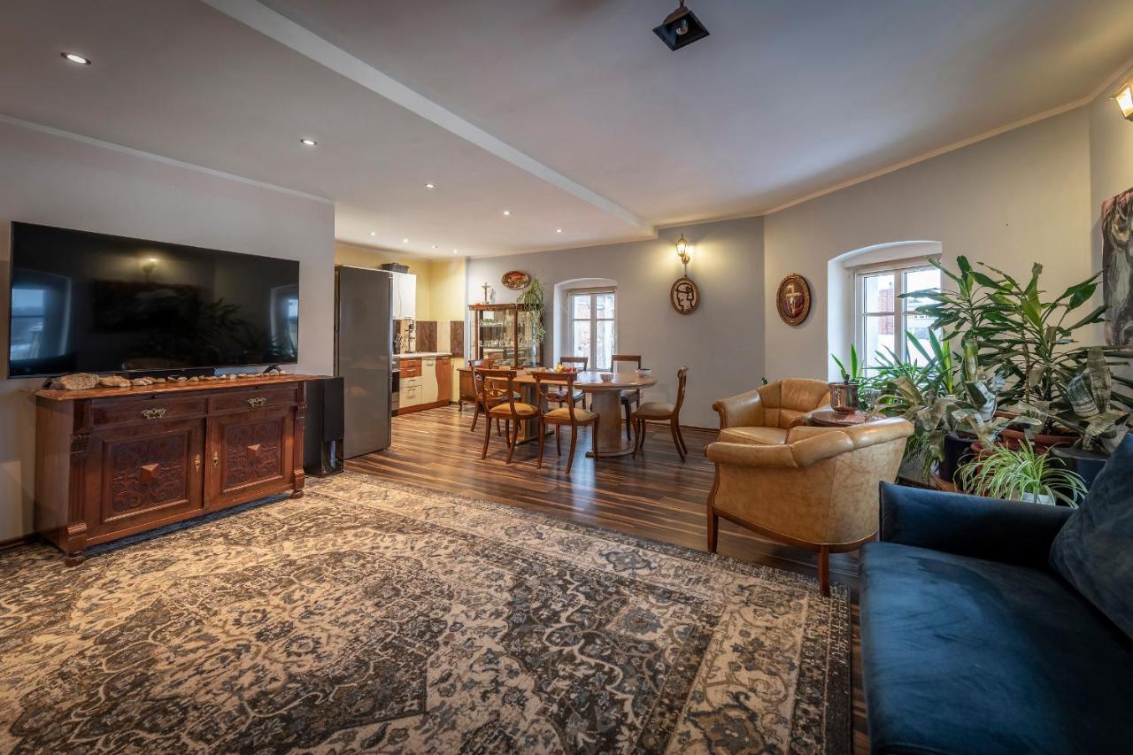 Apartament Artystyczny W Rynku. Lądek-Zdrój Екстериор снимка